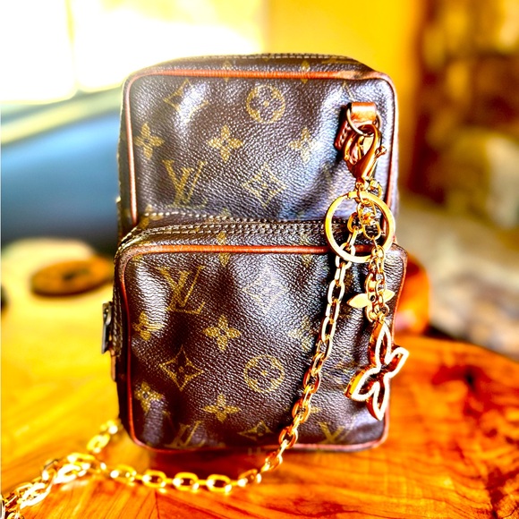 Louis Vuitton monogram Crossbody Amazone
Vintage Preloved bag - Picture 1 of 17